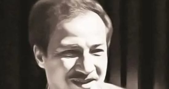 علي فايق زغلول أبو المنوعات الإذاعية ومكتشف نجوم الغناء.. ذكرى رحيله