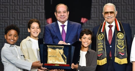 الرئيس السيسى: التحدي الرئيسى بـ 2013 تمثل فى استعادة الدولة والحفاظ على هويتها