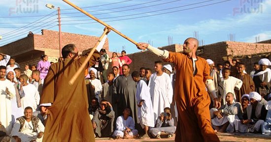مورث شعبي لأهالى الصعيد.. المرماح والتحطيب مراسم الاحتفالات بالموالد