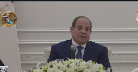 الرئيس السيسي: مصر لا تقبل المساس بأمن السعودية وحدودها