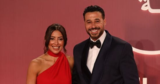 أحمد السعدني وزوجته يتألقان على ريد كاربت مهرجان الجونة (صور)