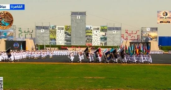 لقطة مضيئة.. طلاب أكاديمية الشرطة يشكلون "دفعة 2026" على الحبال