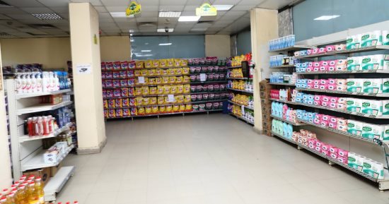 طرح 30 سلعة مخفضة ضمن مبادرة التموين لتخفيض الأسعار بأسوان