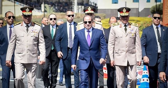 الرئيس السيسى يصل الأكاديمية العسكرية ليشهد حفل تخرج دفعات جديدة