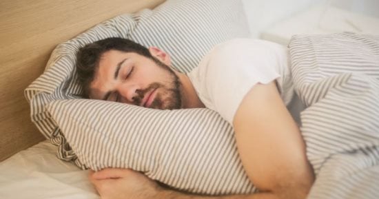الرجالة بتشتم أكثر.. دراسة تكشف ماذا يقول الأشخاص أثناء النوم؟