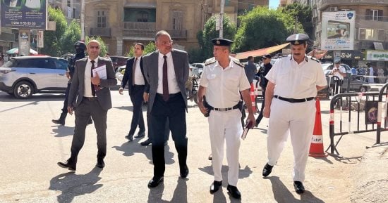 مدير أمن الفيوم يتفقد الخدمات الأمنية بمحيط المدارس ويوجه بتكثيف حملات المرور