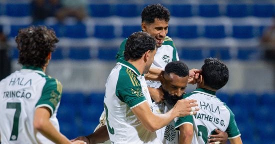 مساحات سبورت : الفيحاء ضد الأهلي .. الراقي يقلب الطاولة ويفوز 3-2 ويقتحم المربع الذهبي بالدوري السعودي