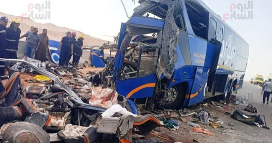 مصرع 13 شخصا وإصابة 34 آخرين فى حادث مروع بطريق القاهرة أسيوط الغربي