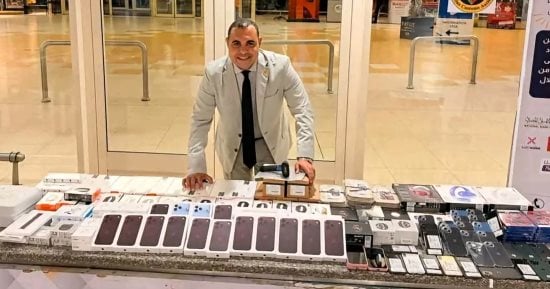 تفاصيل إحباط محاولة تهريب هواتف وساعات ذكية بـ 3 ملايين جنيه بمطار شرم الشيخ