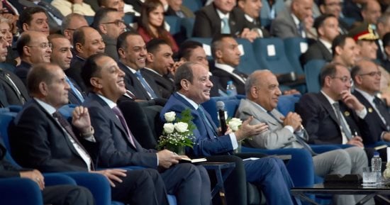 فخامة الرئيس السيسى: احتياطي السلع الاستراتيجية يكفي 6 أشهر