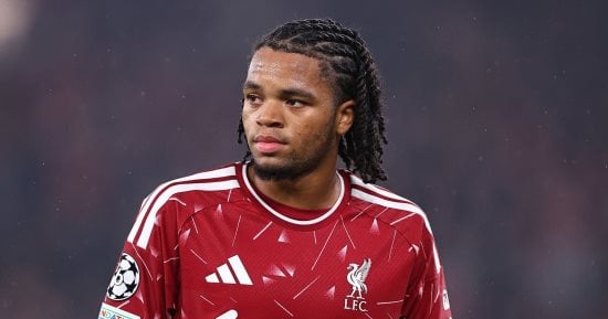الصالح نيوز : ليفربول ضد فياريال.. نجوموها يقتحم قائمة تاريخية فى دورى الأبطال