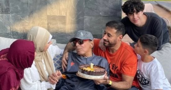 ميريت ابنة صلاح السعدنى تحيى ذكرى ميلاده.. بصورة من احتفال سابق