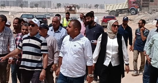 مدينة المنيا الجديدة تنتفض.. إنجازات غير مسبوقة.. حملات للقضاء على مخالفات البناء.. تنفيذ مشروعات كهرباء ومرافق بمليارات الجنيهات.. رئيس الجهاز: نعمل على جذب الاستثمار من خلال تنفيذ مشروعات البنية التحتية