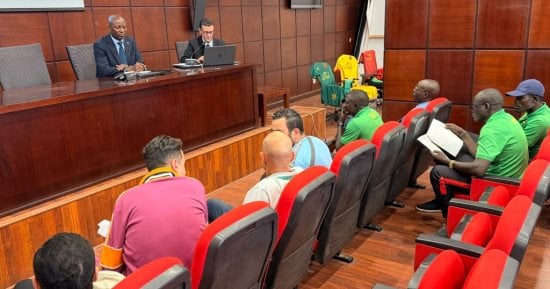مساحات سبورت : بيراميدز يرتدى الزى الأساسى فى مواجهة المريخ بنتيو بدورى أبطال أفريقيا