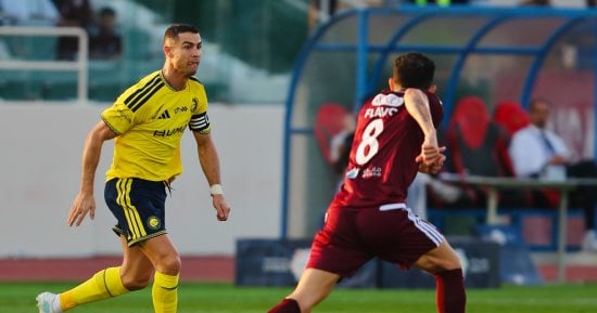 الفيصلي ضد النصر.. العالمي يتفوق بثلاثية ويحتل وصافة الدورى السعودى