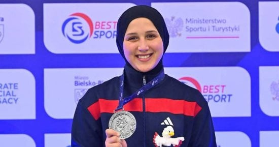 حكاية رؤى الطاهر ابنة الشرقية بطلة الكاراتيه بعد حصد فضية العالم للشابات