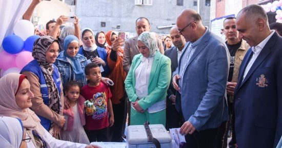 انطلاق الحملة القومية للتطعيم ضد الحصبة الألمانية بالإسكندرية.. الصحة: التطعيمات متاحة بالمجان فى 37 وحدة صحية و73 مكتب صحة و685 فرقة طبية على مستوى المحافظة.. والتعليم: المدارس شريك أساسي فى حماية الطلاب.. صور