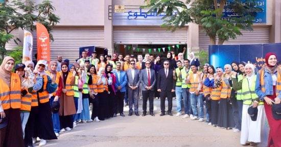 عمرو عثمان يزور بيت التطوع بجامعة الزقازيق ويوجه بتكثيف رفع الوعي بخطورة المخدرات