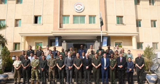 القوات المسلحة تحتفل بتخريج الدورة التدريبية الدولية "كبار المُخططين الوطنيين لعمليات الأمم المتحدة للسلام"