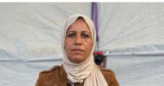لم تطلب ذهبا ولا مال.. خلود قويدر فقدت شقيقتها وزوج أختها وأربعة من أبنائهما في غزة.. حين قررت الزواج لم تطلب لنفسها شيئا واشترطت على خطيبها اصطحاب طفلي أختها اليتيمين إلى حياتها الجديدة
