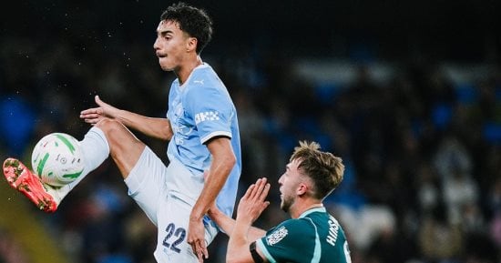 مانشستر سيتي ضد برايتون.. السيتينز يتأخر فى الشوط الأول 2 - 1 (فيديو)