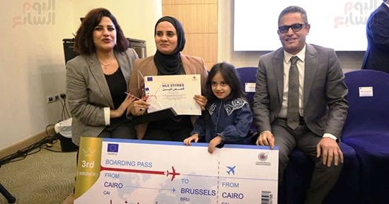 نقابة الصحفيين والاتحاد الأوروبي يكرمان أسماء نصار لفوزها بالبرنامج التدريبي.. محمد السيد الشاذلي يعلن أسماء الفائزين بجوائز قصص النيل.. أيخهورست: المياه حياة.. والبلشي: التدريب طريق الصحافة القوية لدعم الدولة