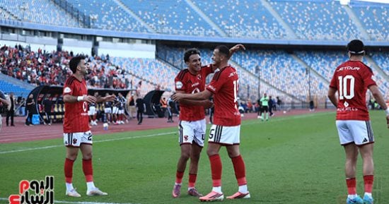 برأسية الساعي وإنقاذ شوبير.. الأهلي يعبر عقبة مودرن بشق الأنفس في الدوري