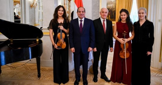 فقرة فنية لفنانتين مصريتين مجريتين خلال مأدبة تكريم فخامة الرئيس السيسى فى بودابست