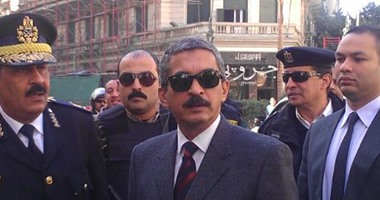 مساعد وزير الداخلية: خطوات لتطوير أداء الضباط.. و"اللى هيتأخر القطر هيدوسه"
