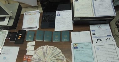 جهات التحقيق تستجوب متهم بالنصب علي المواطنين بزعم تسفيرهم للخارج 