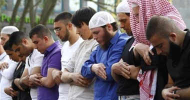 غضب بين مسلمى أمريكا بسبب برنامج الـFBI لمكافحة التطرف.. الآلية تُضاف إلى أدوات بوليسية للحكومة الأمريكية أهمها تجنيد مسلمين كمخبرين ضد نظرائهم.. وقادة الحقوق المدنية: يشوه صورة العرب والمسلمين
