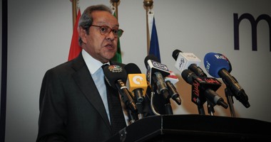 "منير عبد النور" يفتتح برنامج استخدام الطاقة الشمسية فى الصناعة  اليوم