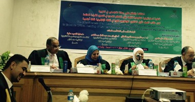 استراتيجية التعليم المدمج فى رسالة ماجستير بجامعة القاهرة