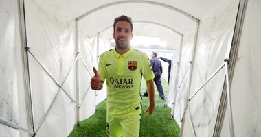 رسمياً.. برشلونة يربط ألبا حتى 2020 بشرط جزائى 150 مليون يورو
