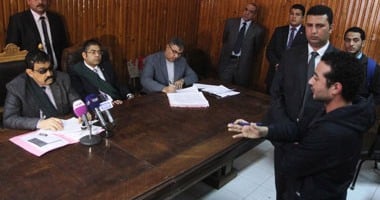 دفاع دومة: 10 أبريل أولى جلسات نظر استئناف موكلى على حكم حبسه 6 أشهر