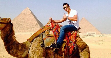 لاعب الأهلى الجديد يتقمص دور "أحمد حلمى" أمام الأهرامات