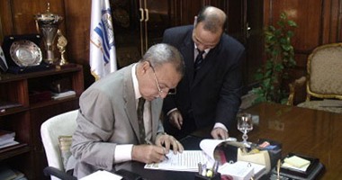 محافظ قنا يعتمد "السبت" إجازة رسمية بالمدارس الحكومية عدا "نظام الفترتين"