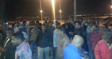 احتجاج سكان الرويسات بشرم الشيخ على إزالة منازلهم