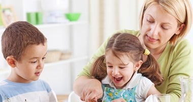 4 نصائح للتعامل مع الأسئلة الجنسية لطفلك