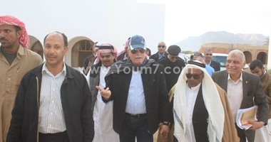 بالصور.. جولة تفقدية لمحافظ جنوب سيناء بمدينة نويبع