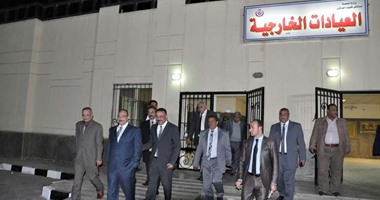 محافظ القليوبية يتفقد مستشفى مركز طب الأسرة وشارع البحر ويأمر بإزالة الإشغالات