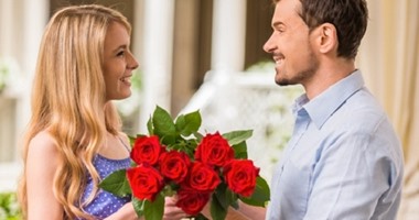 7 مشاهير لديهم آراء صادمة عن عيد الحب.. "يوم للتوتر وينتهى بخيبة أمل"