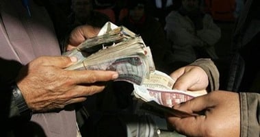 السجن المؤبد لنائب مدير أحد البنوك لاتهامه بالرشوة وعزله من وظيفته