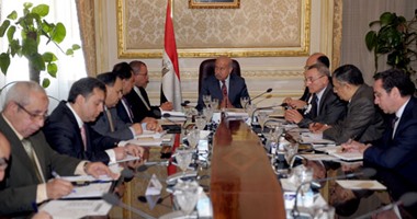 رئيس الوزراء: قانون التأمين الصحى الجديد يضمن تحمُل الدولة علاج غير القادرين
