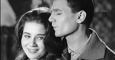 هاشتاج "فيلم أبيض وأسود تحبه".. لو محتار فى فيلم السهرة