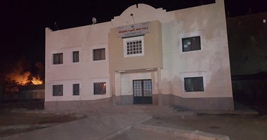 صحافة المواطن: بالصور..توقف العمل بوحدة صحية بقرية الحواتكة بأسيوط