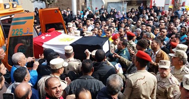 قارئ يشارك بصور لجنازة شهيد الواجب محمد الأتربى بالإسماعيلية