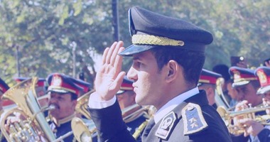  الضابط أحمد إسماعيل يستعد لتصوير كليب لأغنية "فاكر إنك حر" 