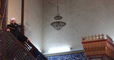 "الأوقاف" تترجم خطبة الجمعة المقبلة "واجبنا نحو القرآن الكريم" لـ7 لغات