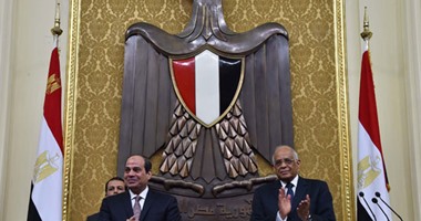 موجز أخبار مصر للساعة 6..  الحكومة تعرض برنامجها على "النواب" نهاية الشهر